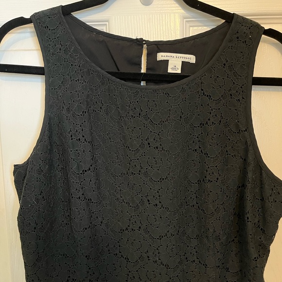 Banana Republic Black Eyelet Lace Top - Picture 2 of 3